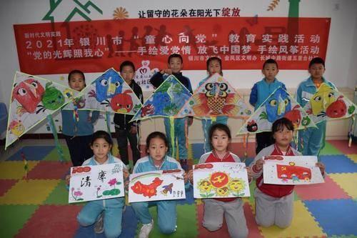 病好了曼联跟队记者:拉什福德今天早上抵达卡灵顿基地接受训练