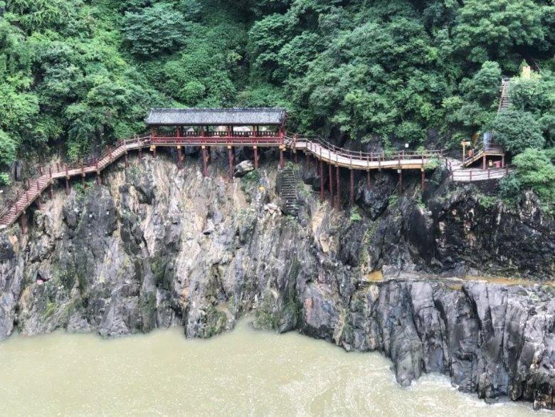 银耳莲子汤怎样做呢游戏画面